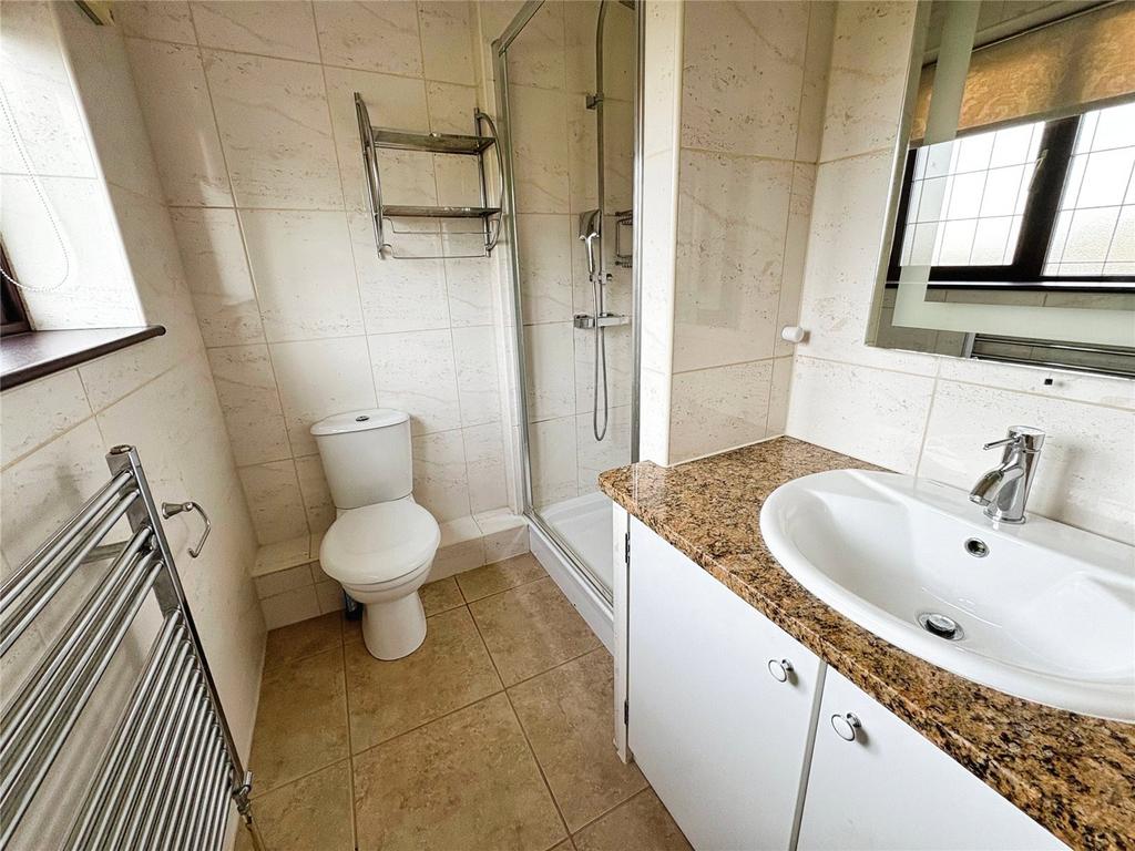 Ensuite