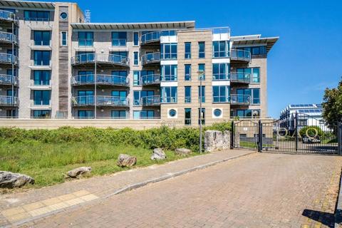 2 bedroom flat to rent, Parsonage Way, Devon PL4
