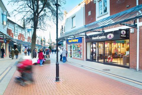 Retail property shopping centre to rent, M Three Spires, Lichfield WS13