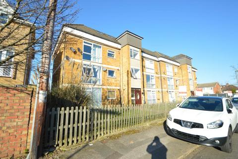 2 bedroom apartment to rent, ASHFORD