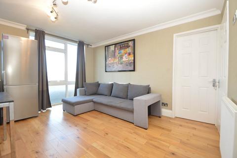 2 bedroom apartment to rent, ASHFORD