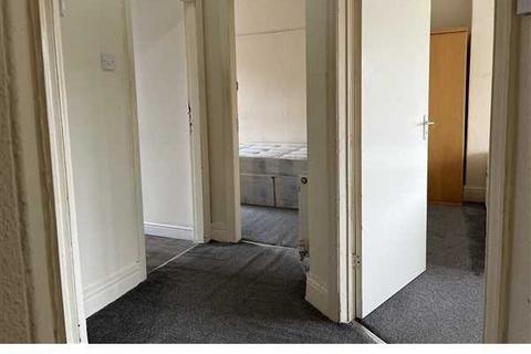 3 bedroom flat to rent, Canning Street, Newcastle upon Tyne, NE4 8UH