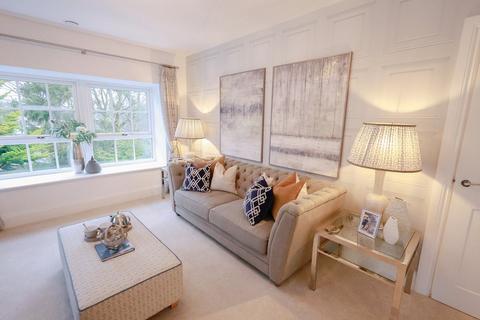 2 bedroom retirement property for sale, Apartment 22 at The Cloisters High Street, Great Missenden HP16