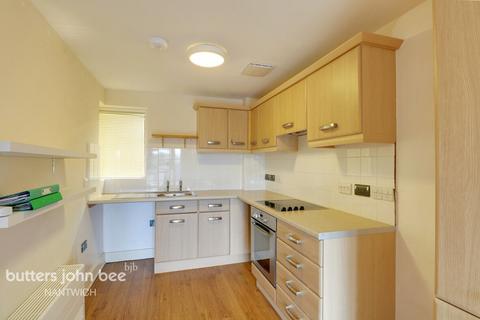 2 bedroom apartment for sale, Queens Drive, Cheshire