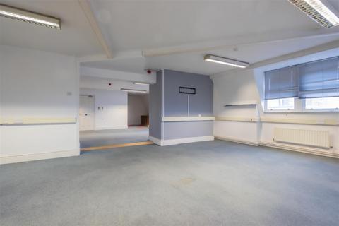 Office to rent, Bute Street, Cardiff CF10