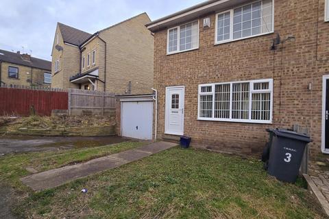 3 bedroom end of terrace house for sale, Glenmore Close, Bradford, BD2