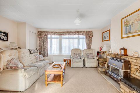 3 bedroom semi-detached house for sale, Metcalf Road, Ashford, TW15