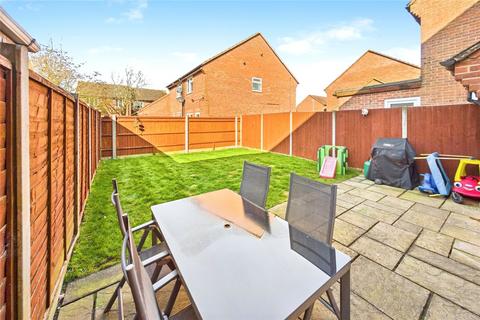 5 Cropper Close, Thatcham, RG19 4WE