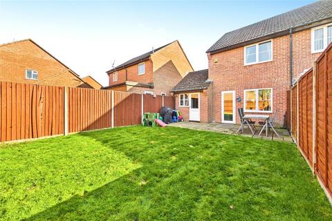 5 Cropper Close, Thatcham, RG19 4WE