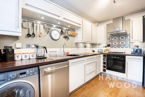 14 Chapman Place, Colchester, CO4 5ZJ