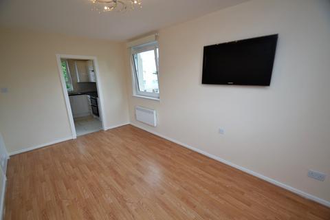 1 bedroom flat to rent, Rossendale Court, Pollokshaws, Glasgow, G43 1SH