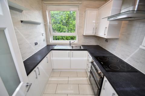 1 bedroom flat to rent, Rossendale Court, Pollokshaws, Glasgow, G43 1SH