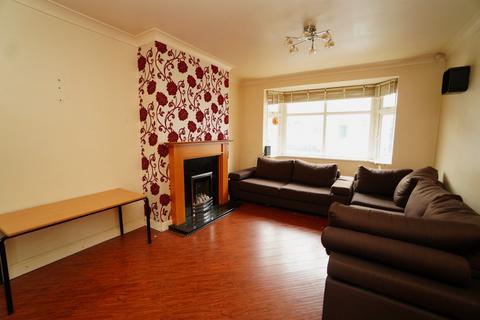 3 bedroom end of terrace house for sale, Alfred Street, Loughborough, Leicestershire, LE11