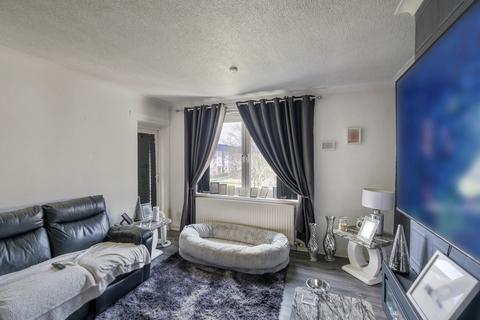 2 bedroom flat for sale, Kinnell Square, Glasgow G52