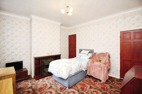2 bedroom terraced house for sale, Woodville Road, Leicester, LE3