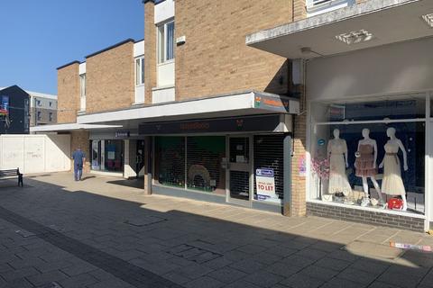 Retail property (high street) to rent, Thetford IP24