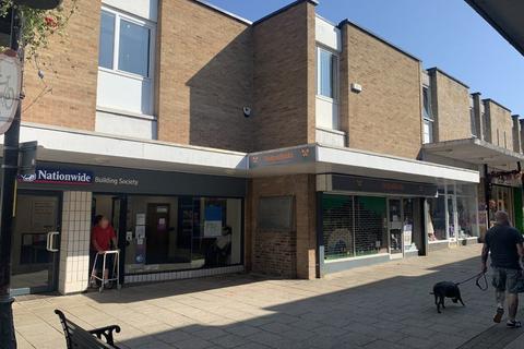 Retail property (high street) to rent, Thetford IP24