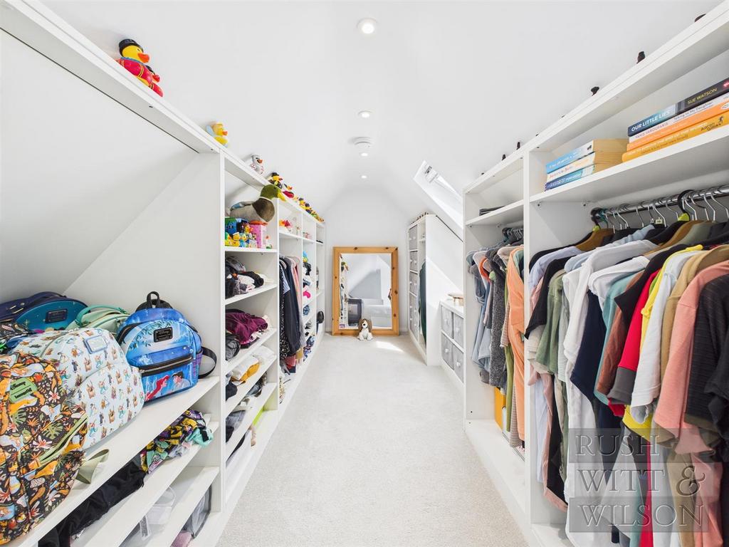 CAM05455 G0-PR0010-STILL028.jpg