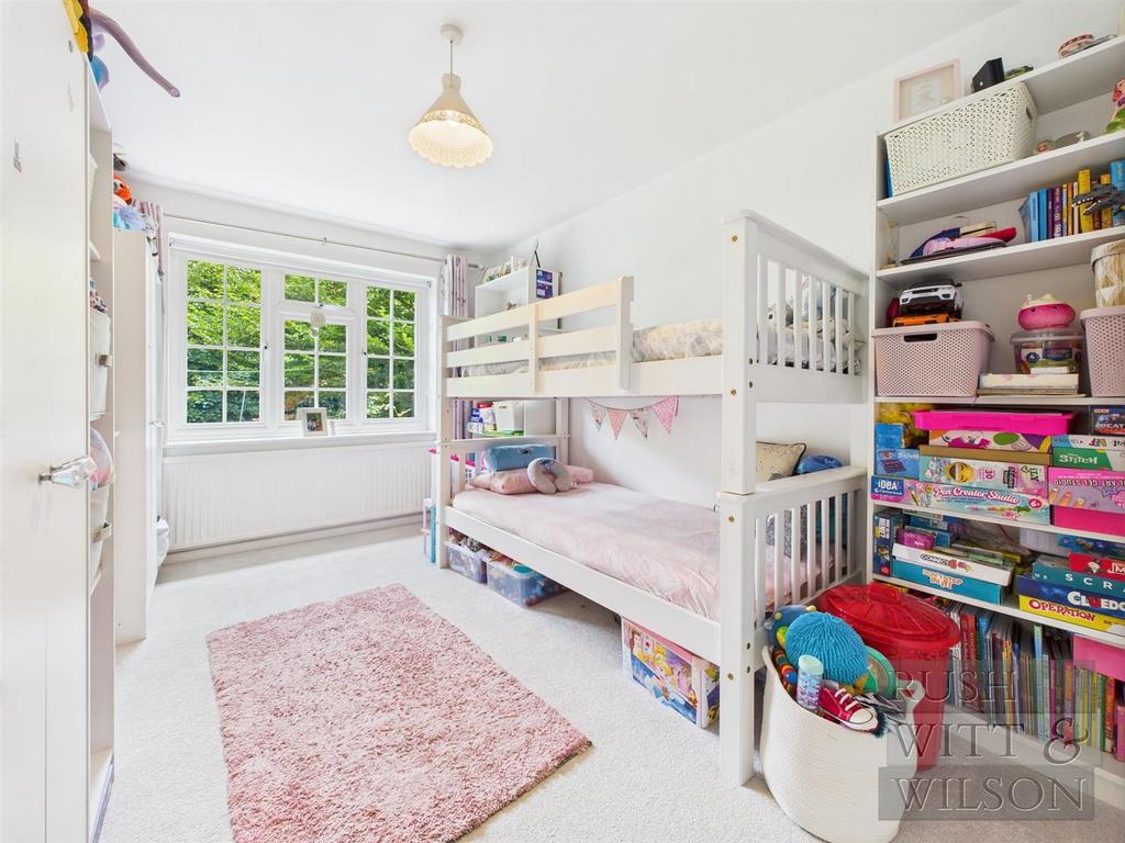 CAM05455 G0-PR0010-STILL025.jpg