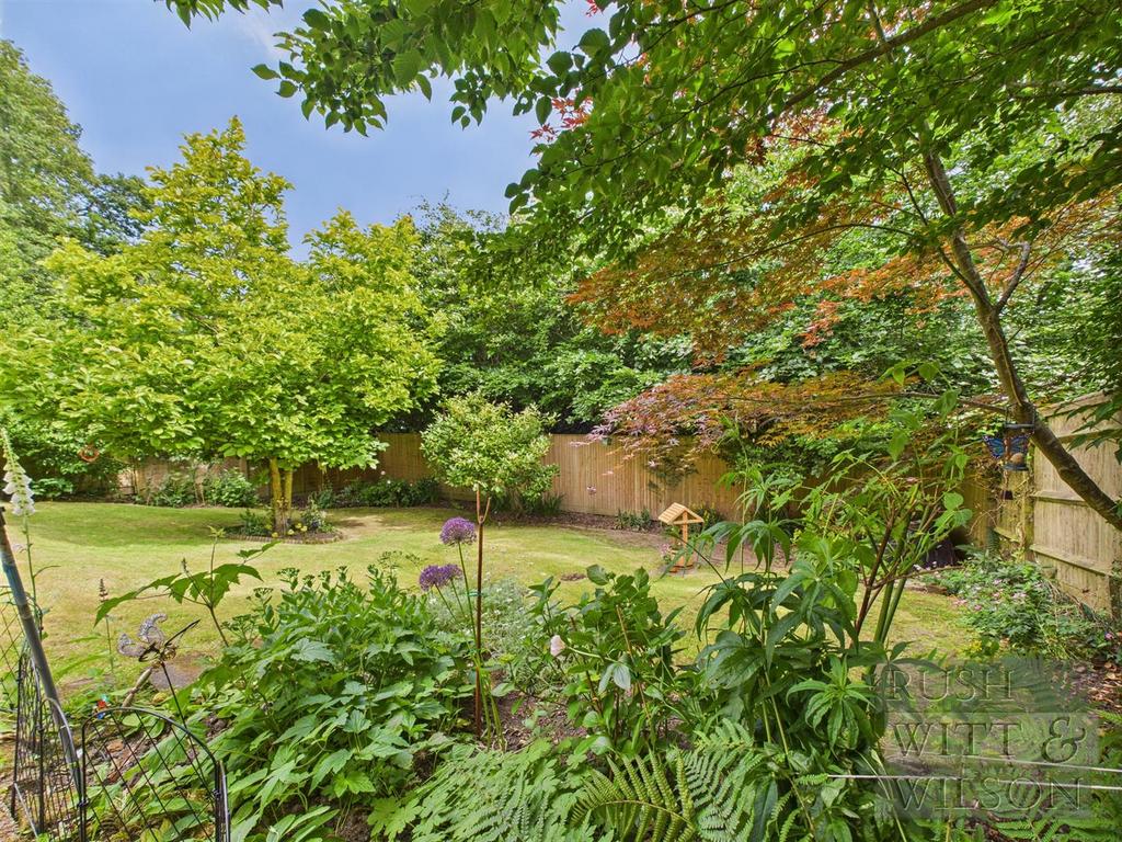 CAM05455 G0-PR0010-STILL061.jpg