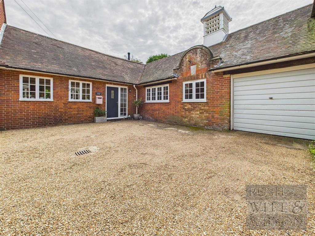 CAM05455 G0-PR0010-STILL004.jpg