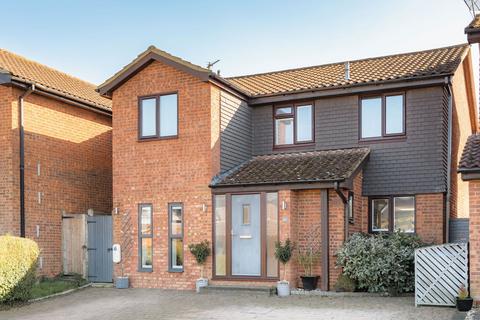 4 bedroom detached house for sale, Church Hill, Cheddington, Buckinghamshire LU7