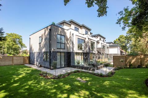 6 bedroom detached house to rent, Park View, Parkside, London, SW19