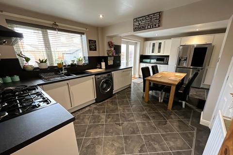 4 bedroom semi-detached house for sale, Border Avenue, Cleator Moor CA25