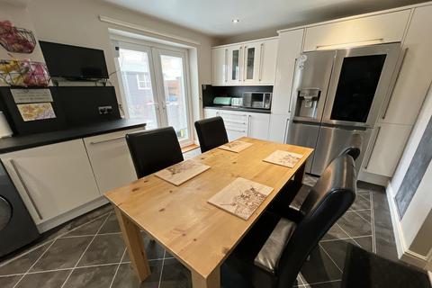 36 Border Avenue, Cleator Moor, CA25 5JQ