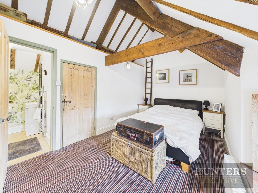 CAM03407 G0-PR0522-STILL015.jpg