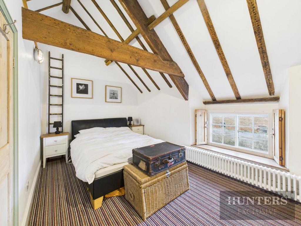 CAM03407 G0-PR0522-STILL017.jpg