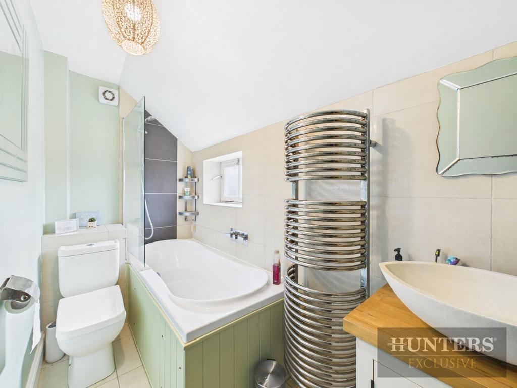 CAM03407 G0-PR0522-STILL012.jpg