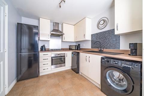 64 Cowleaze, Purton, Swindon, SN5 4FY