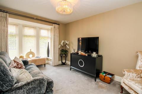 4 bedroom detached house for sale, Wolfenden Way, Wakefield WF1