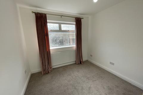 3 bedroom bungalow to rent, Ullswater Crescent, Swansea