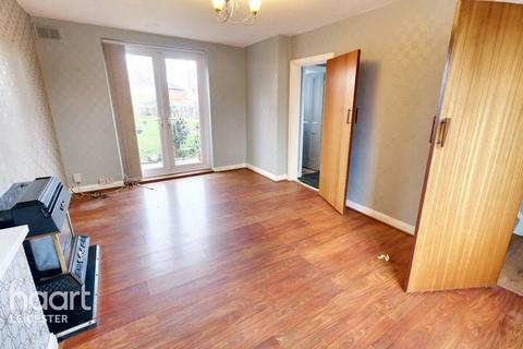 3 bedroom terraced house for sale, Narborough Road, Leicester