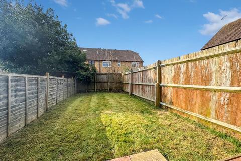 2 bedroom semi-detached house for sale, Dragonfly Close, Ashford TN23