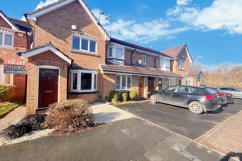 2 bedroom house to rent, Eastwood Close, Bolton, BL3