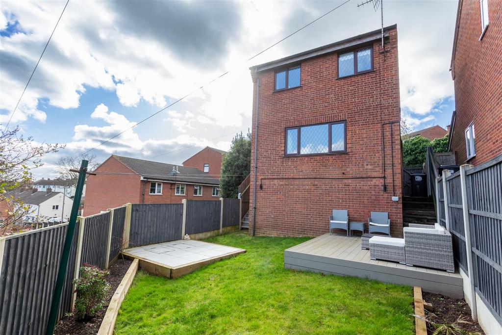 1 Redcar Close, Gedling, NG4 4 EW-0005-External.jpg