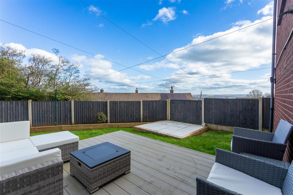 1 Redcar Close, Gedling, NG4 4 EW-0003-External.jpg