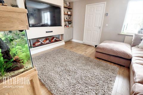15 Darnbrook Drive, Sheffield, S5 9BJ