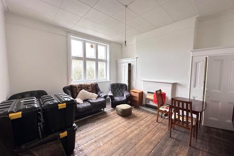 2 bedroom flat for sale, New Dover Road, Canterbury, Kent, CT1