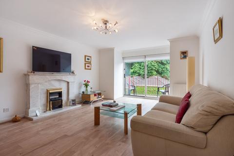 2 bedroom flat for sale, Edenhall Court, Newton Mearns, G77