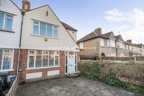 4 bedroom end of terrace house for sale, Brangbourne Road, Bromley