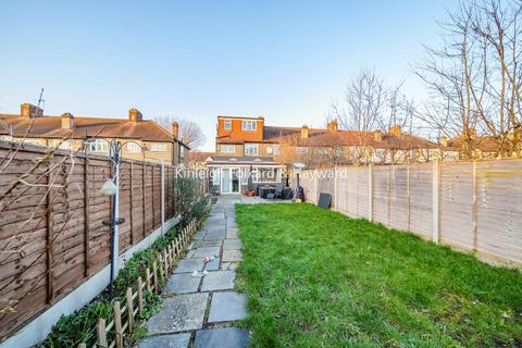 4 bedroom end of terrace house for sale, Brangbourne Road, Bromley