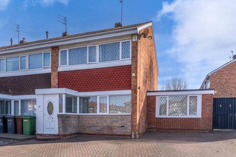 37 Aspen Way, Wolverhampton, WV3 0UP