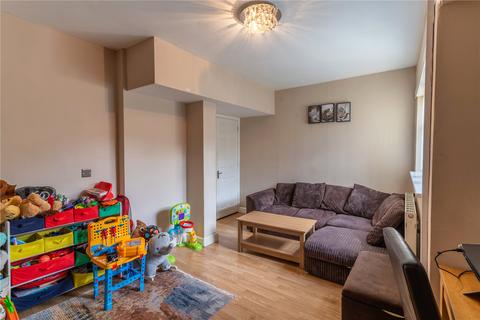 37 Aspen Way, Wolverhampton, WV3 0UP