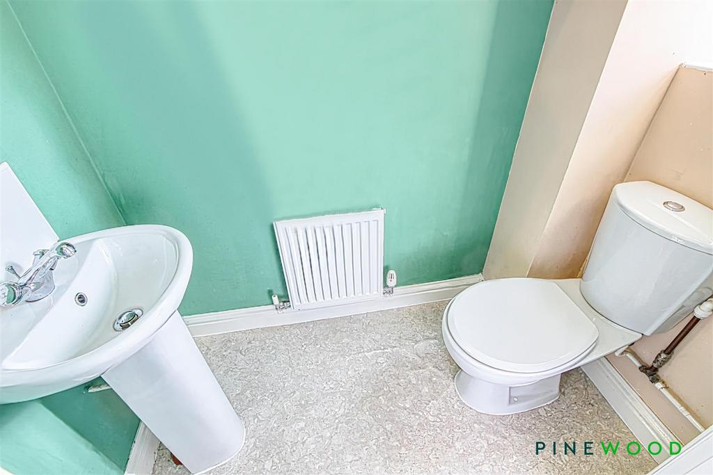 Ground floor wc