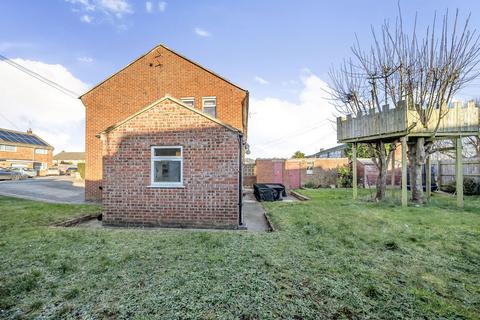 3 bedroom end of terrace house for sale, Brook Street, Chippenham SN14