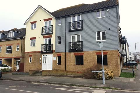 2 bedroom apartment to rent, Westmeads Road, Whitstable, CT5